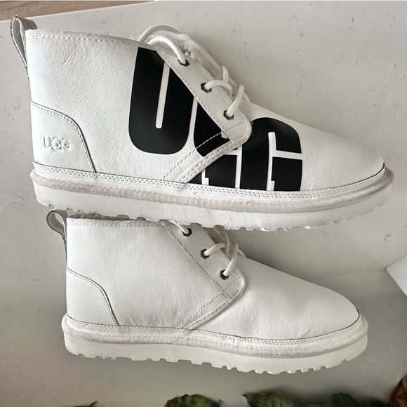 UGG Other - UGG NEUMEL CHOPD PEBBLED WHITE LEATHER BOOTS - Men’s 13